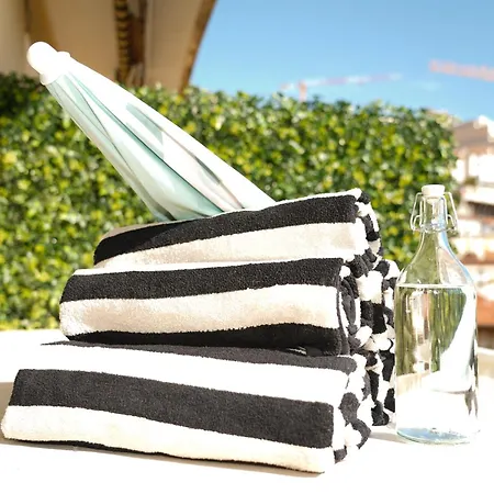 Monaco - Charm And Comfort 4-6 People With Parking